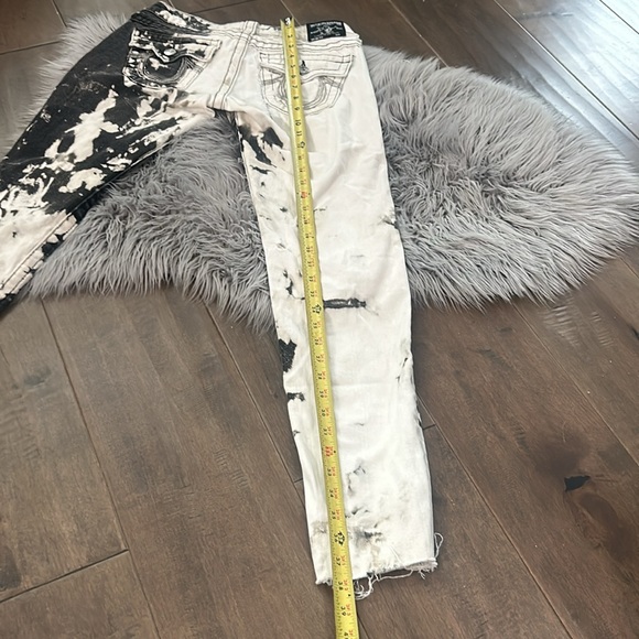 True religion distressed jeans - Picture 13 of 17